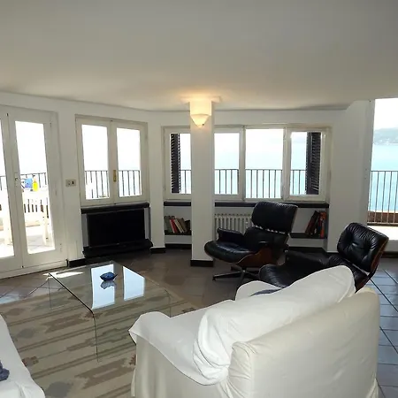 House Portofino Beautiful View By Holiday World Apartman